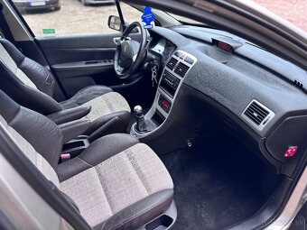 Peugeot 307 1.6 HDi Hatchback - 12