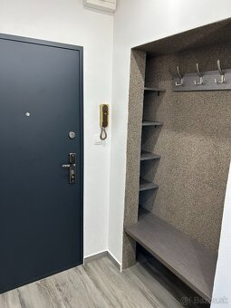 Dvojizbový byt s balkónom - 12