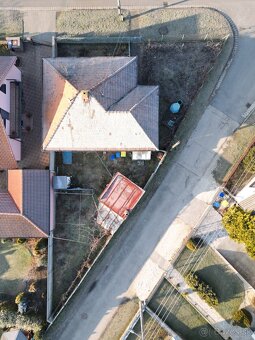 AZ. Starší rodinný dom v Hlohovci – časť Šulekovo - 12