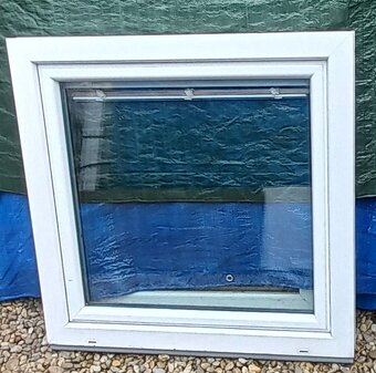 Okna :99x44, 117x58 ,balkon 85x220, 115x54,55x84,100x100 - 12