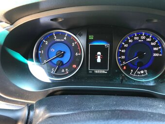 Toyota Hilux 2,4 D, r.v 2020 - 12