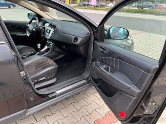 Lancia Delta 2.0 JTD 121kw 6 rychl 1. maj v ČR - 12