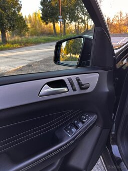 Predam Mercedes ML 350 / 3.0 / 190kw / 210tis km/ 2012 - 12