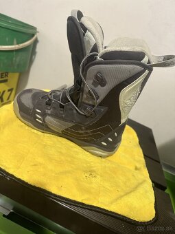 Snowboard damské topanky Salomon Hiana 39.5 - 12