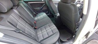 Volkswagen Golf Variant 1.6 TDI MATCH - 12