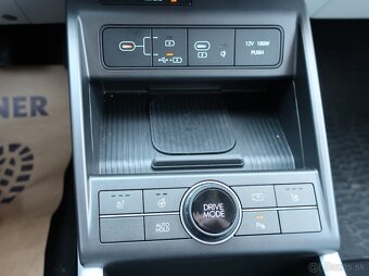 Hyundai Kona Electric 65kWh CZECH EDITION 160kW - 12
