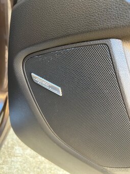 Audi Q7 3.0 TDI 176kw Quattro 7miestne - 12