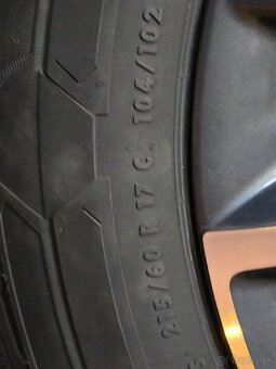 Predám zimné pneumatiky 215 /60/17 Van - 12