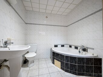 ✅Predám udržiavaný rodinný dom, obec Kopčany, Kollárova 🏡🌳 - 12