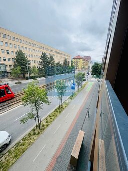 Ponúkam na prenájom 2-izbový byt v projekte  Urban residence - 12