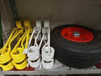 Predám obracač ROZMITAL OZ-524S - 12