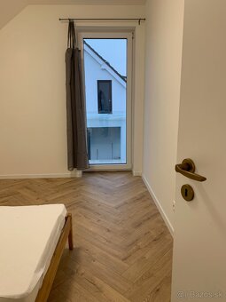 Na predaj 4-izbový rodiný dom v Záhorskej Bystrici - 12