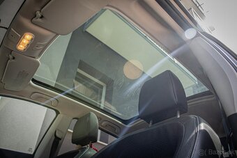 Nissan Qashqai 1.6i Tekna 4x2 (EU5) - 12