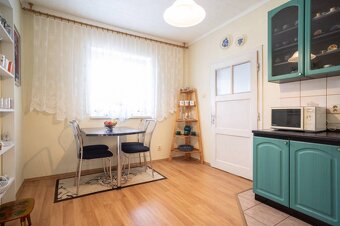 VIDIECKY DOM S KRÁSNYM POZEMKOM, 1455 m², EGREŠ - 12