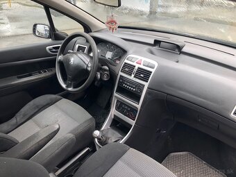 Peugeot 307 SW 1.6 HDI 80 KW, PANORAMA, 7 miest - 12