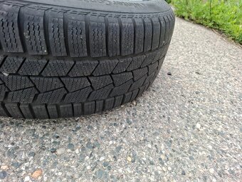 Originál zánovní sada 16" BMW 1er F40 style 517 - 12