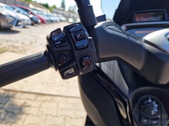 Yamaha X-Max 125 (2023) Tech-Max - 12