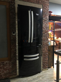 Villa v obci Trstín - s veľkým pozemkom - 12