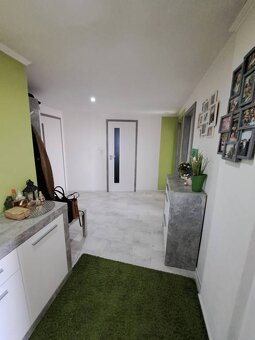 Predáme 4,5 - izbový rodinný dom, 148 m2, Cabaj, okr. Nitra - 12