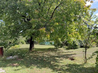 Rodinný dom Bojice,garáž, 958 m2 - 12