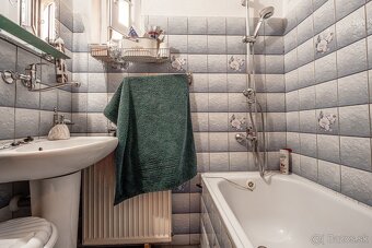 6 izbový rodinný dom v prírode - 12