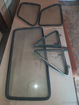 Fiat 128 SL Coupe diely Fiat 126 Maluch - 12