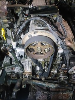 Suzuki Jimny 1.3i - 12