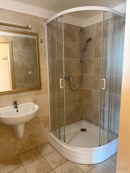 NA PRENÁJOM 2-IZBOVÝ APARTMAN V KOMPLEXE VIENNA GATE, BA - 12