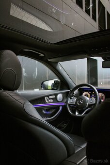 Mercedes-Benz E trieda Kombi 220 d A/T, AMG,143kw - 12