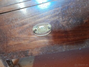 Šatník, starožitné skrine - 12