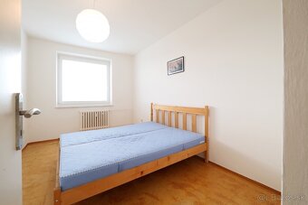 Veľký 3-izbový byt s terasou a panoramatickým výhľadom - 12
