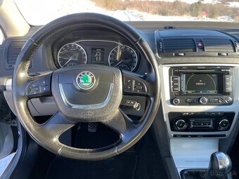 Škoda octavia 2 1.6 tdi - 12
