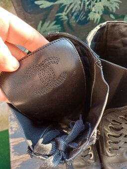 Chanel čižmy 39.5 /40 čierne kožené  biker - 12