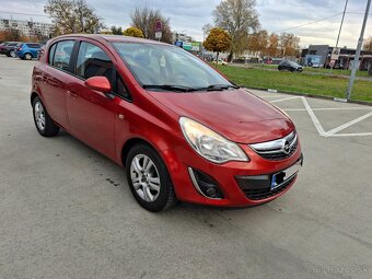 Opel Corsa 1.2 16V 63kw 2013 Facelift Garážované - 12