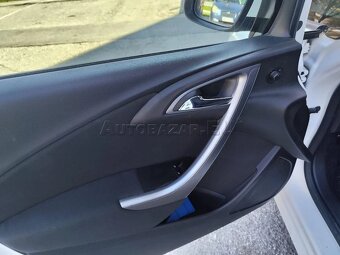 --REZERVOVANÉ-- Opel Astra 1.7CDTi Sports Tourer - 12