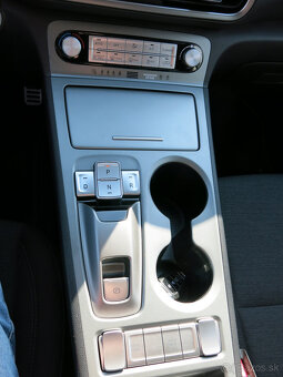 Hyundai Kona EV Xline 39 kWh Sport - DPH - 12