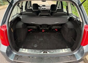 Peugeot 307 1,6 HDi Nová STK , 7 míst nafta manuál 80 kw - 12