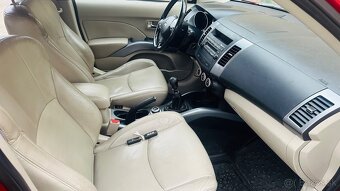 Mitsubishi Outlander 2.0DI-D 4x4 - 12
