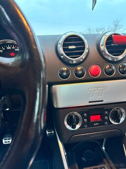 Audi TT 1.8T coupe - 12
