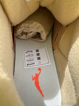 Tenisky Air Jordan 3 Retro EUR 44 - 12