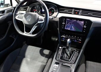Volkswagen Passat 2.0 TDI 110kW DSG Variant nafta automat - 12