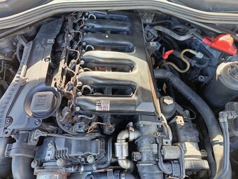 Predám BMW E60 530d Touring, automat - 12