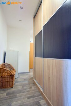 Udržiavaný 3-izb byt s parkovaním v Záturčí - 12