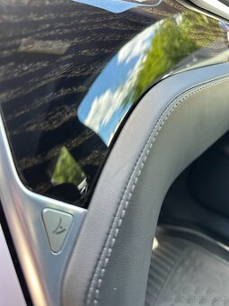 Tesla Model S 75 - 12