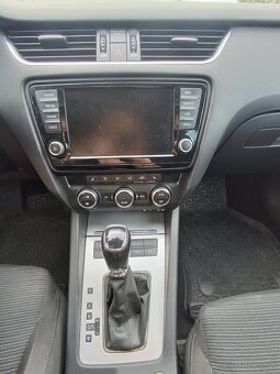 Škoda Octavia Combi 1,6 TDI - 12