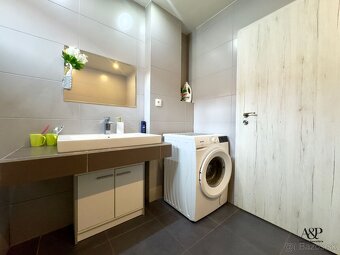 NA PREDAJ 3 IZB. RODINNÝ DOM, POZEMOK 482 M2, ČÁČOV okr. SEN - 12