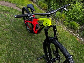 celoodpružený bicykel trek slash 9.8 XT - 12