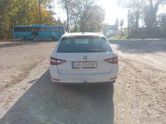 Predám 4x4 Škoda Superb 3 combi ročník 2016 DSG - 12