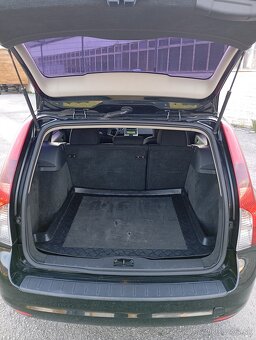 Volvo V50 - 12