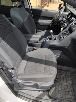 Peugeot 5008 2.0 hdi allure - 12